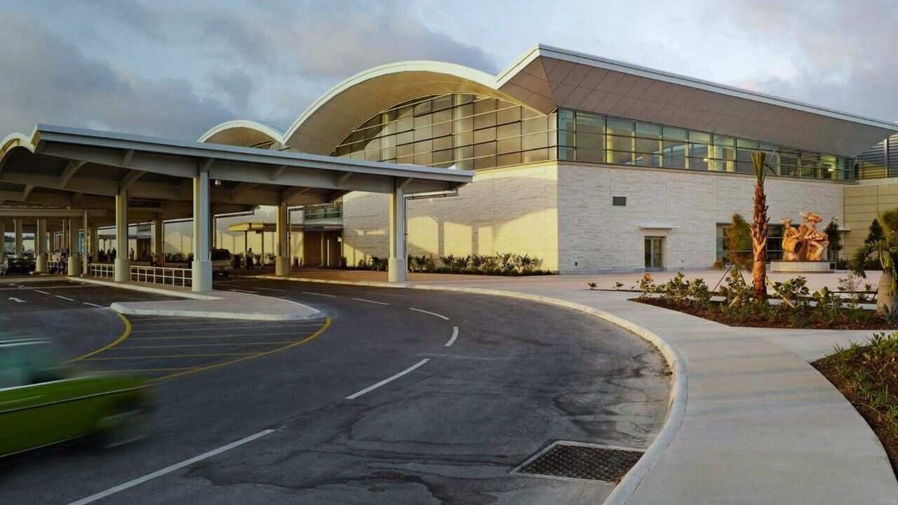 Lynden Pindling International Airport (NAS)